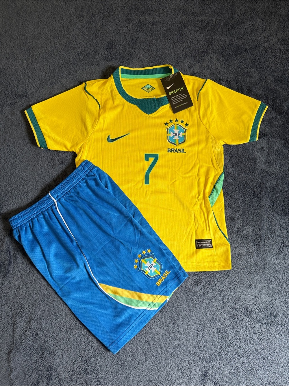 Brazil 2025/26 kids Soccer Jersey Set # Vini Jr 7 #NWT